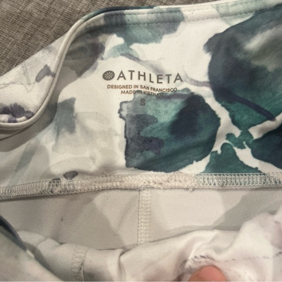 Athleta Floral Mudra 7/8 Leggings Women’s size SIZE Small White Mesh Panel - Picture 4 of 8
